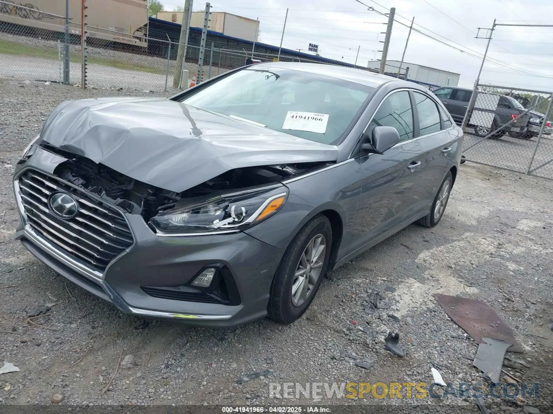 2 fotografías del automóvil dañado 5NPE24AFXKH741546 HYUNDAI SONATA 2019