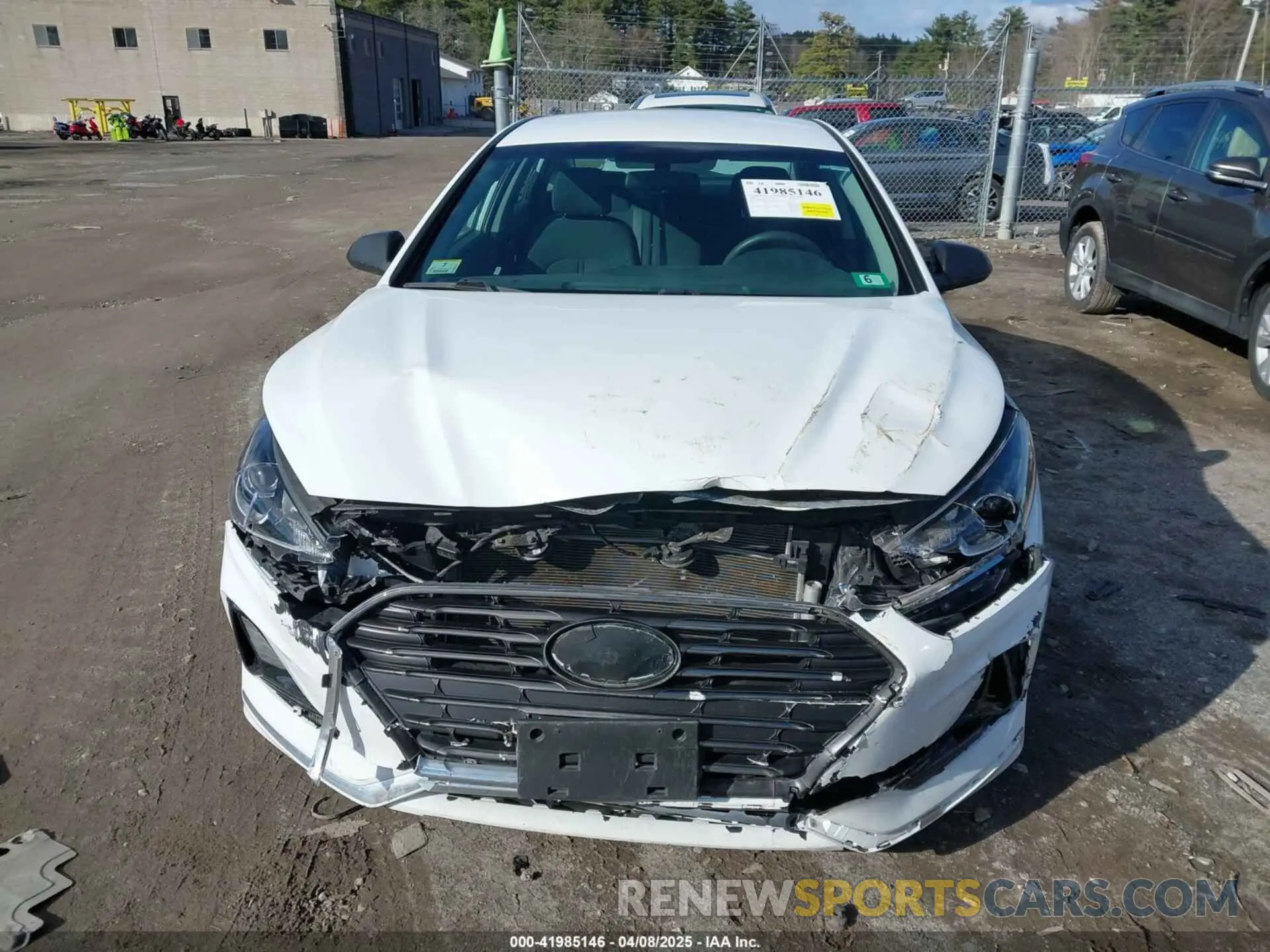 12 fotografías del automóvil dañado 5NPE24AFXKH749128 HYUNDAI SONATA 2019