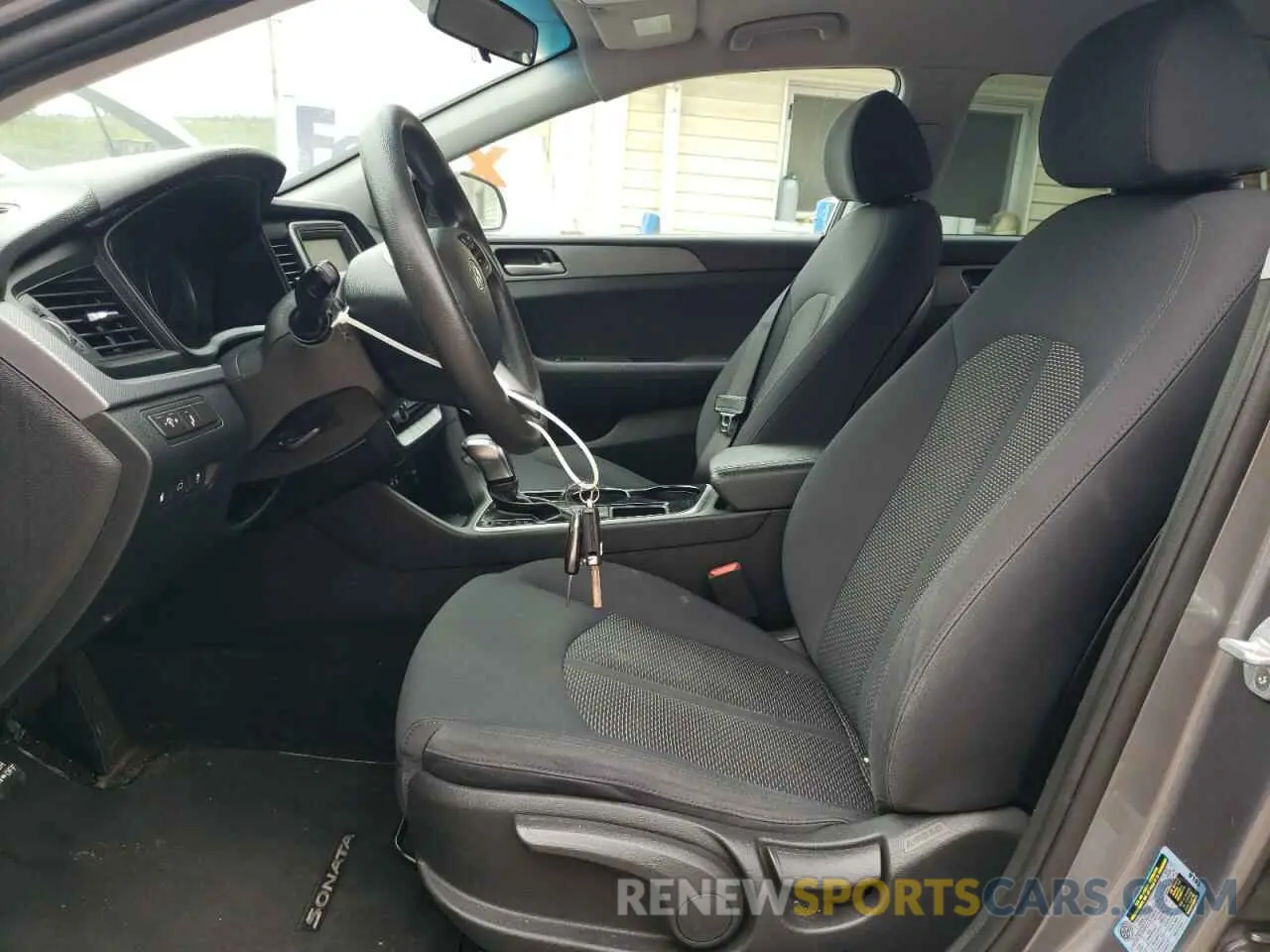 7 fotografías del automóvil dañado 5NPE24AFXKH757486 HYUNDAI SONATA 2019