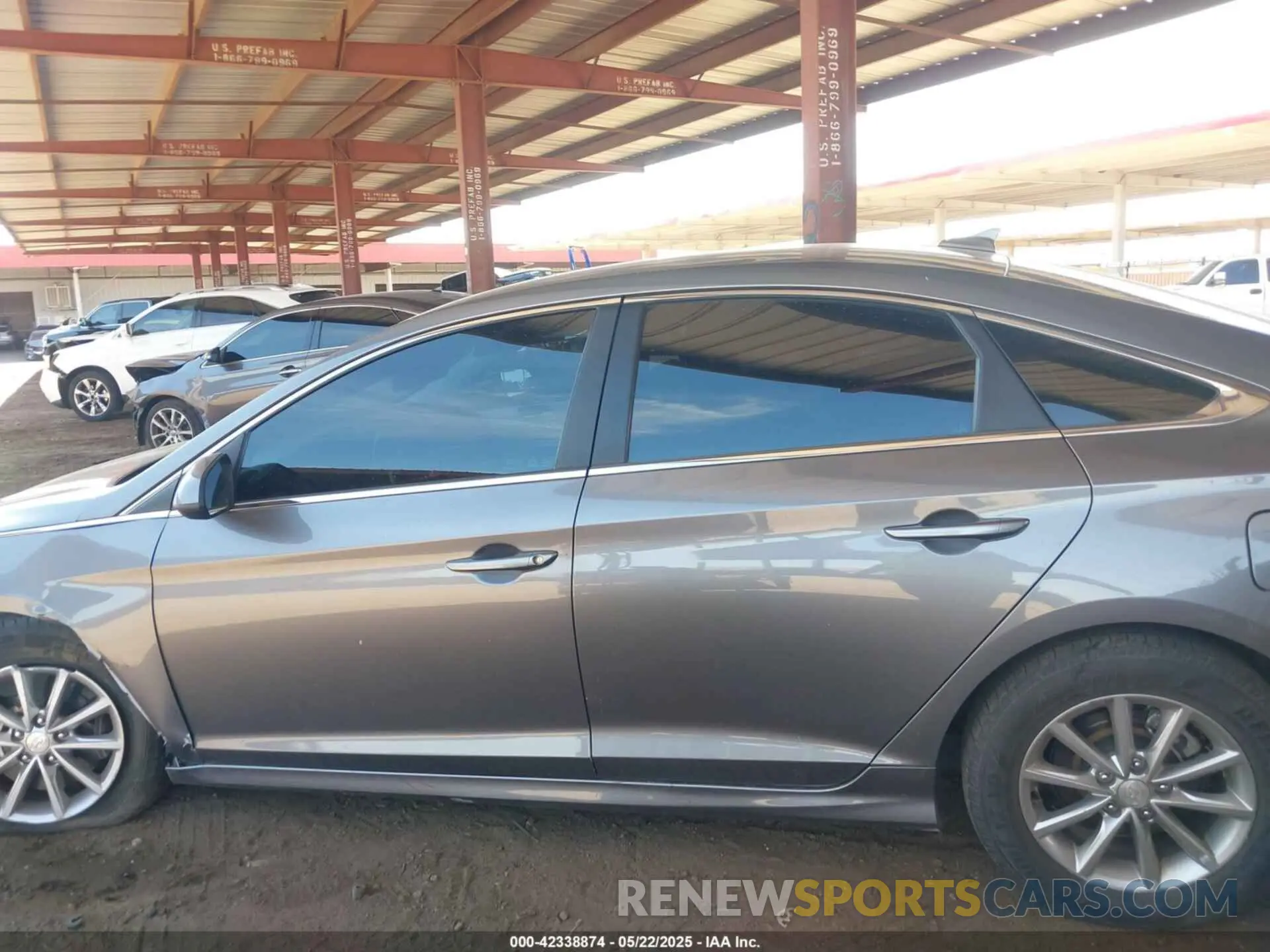 14 fotografías del automóvil dañado 5NPE24AFXKH762901 HYUNDAI SONATA 2019