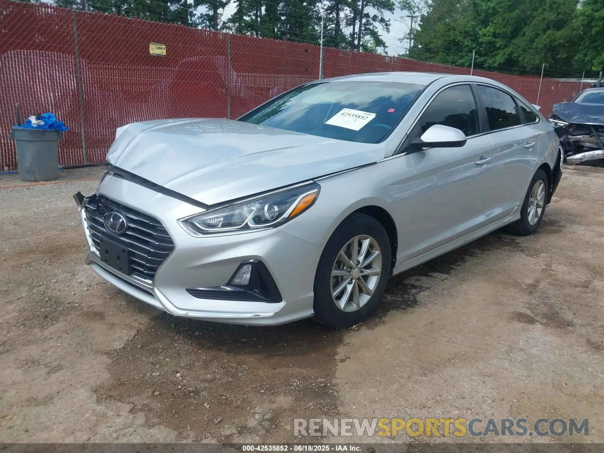 2 fotografías del automóvil dañado 5NPE24AFXKH799253 HYUNDAI SONATA 2019