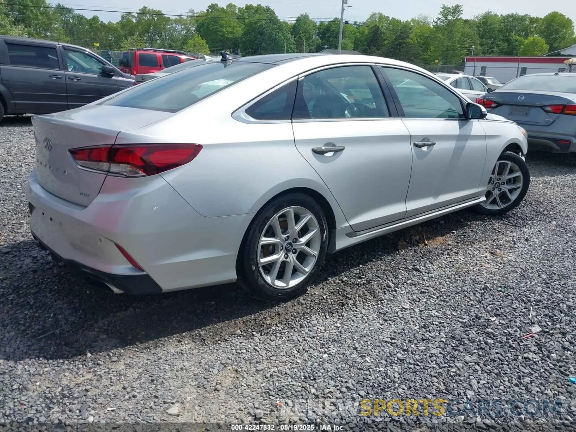 4 fotografías del automóvil dañado 5NPE34AB1KH757578 HYUNDAI SONATA 2019