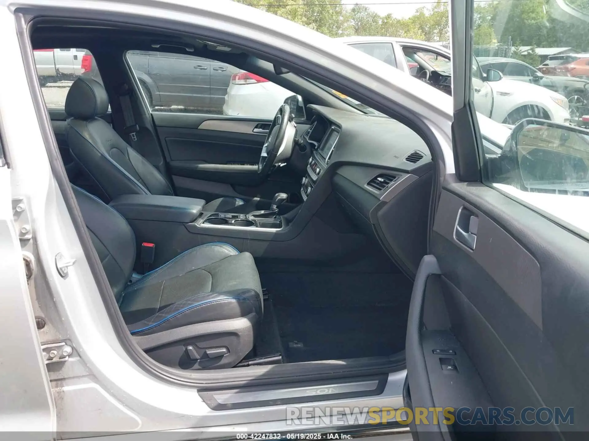 5 fotografías del automóvil dañado 5NPE34AB1KH757578 HYUNDAI SONATA 2019