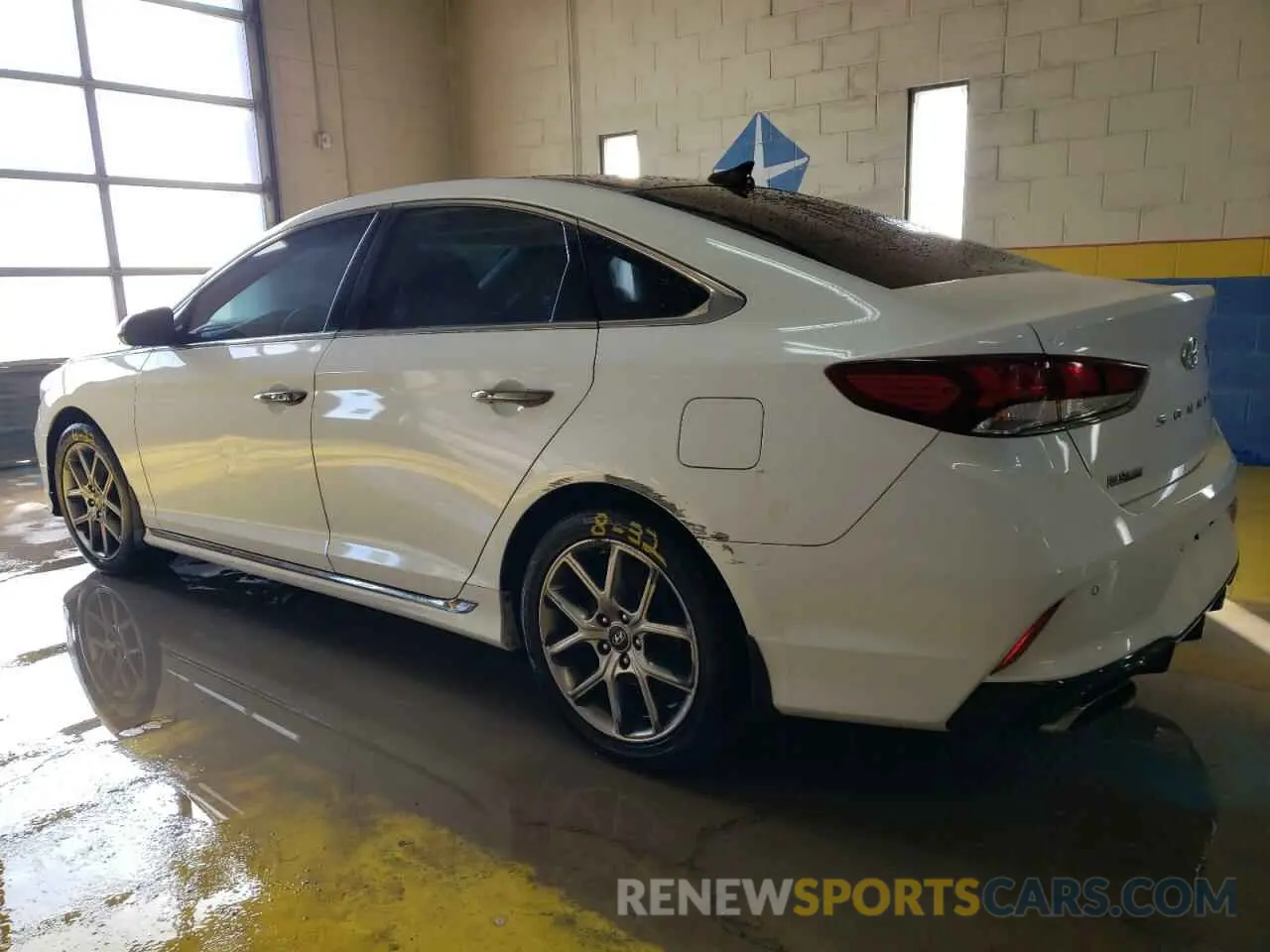 2 fotografías del automóvil dañado 5NPE34AB2KH768203 HYUNDAI SONATA 2019