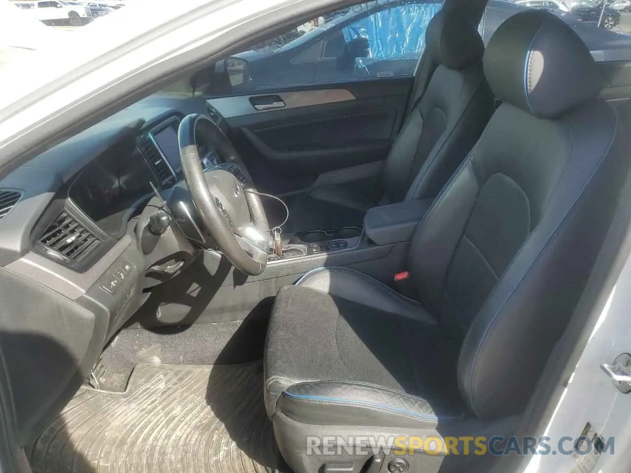7 fotografías del automóvil dañado 5NPE34AB2KH768203 HYUNDAI SONATA 2019