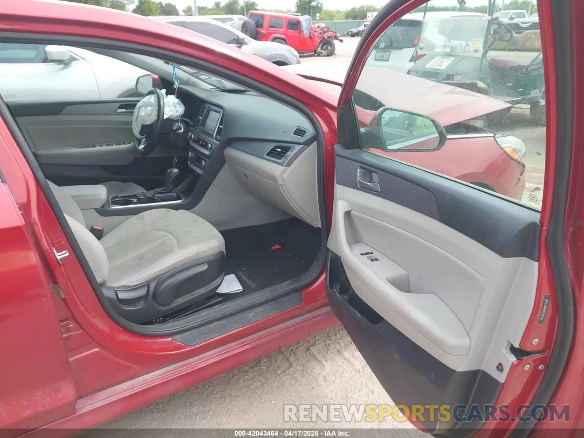 5 fotografías del automóvil dañado 5NPE34AF0KH766176 HYUNDAI SONATA 2019