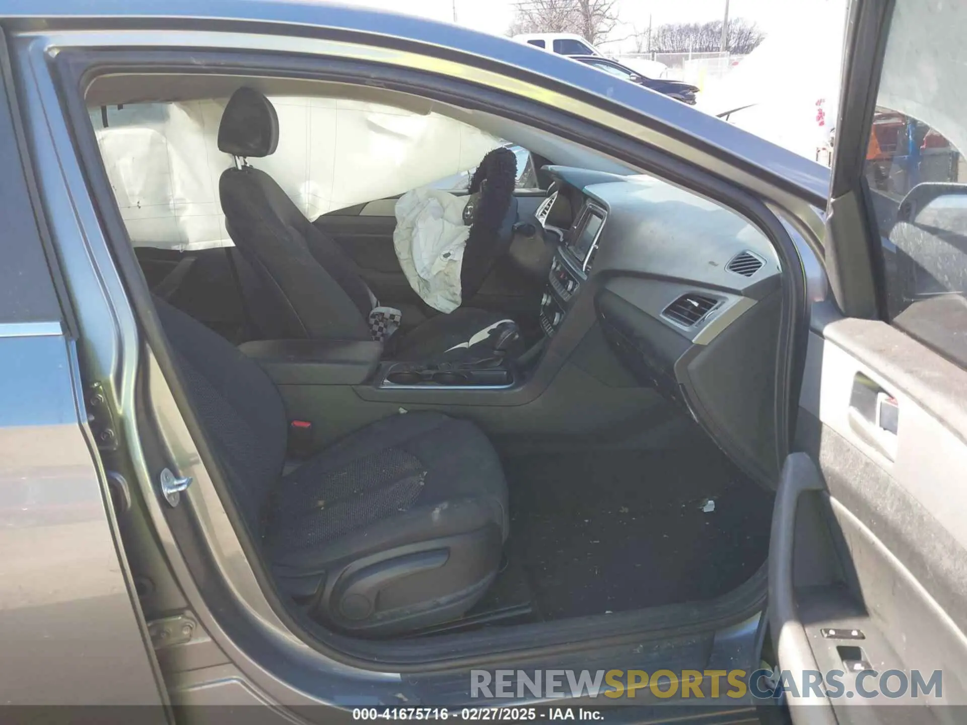 5 fotografías del automóvil dañado 5NPE34AF1KH761813 HYUNDAI SONATA 2019
