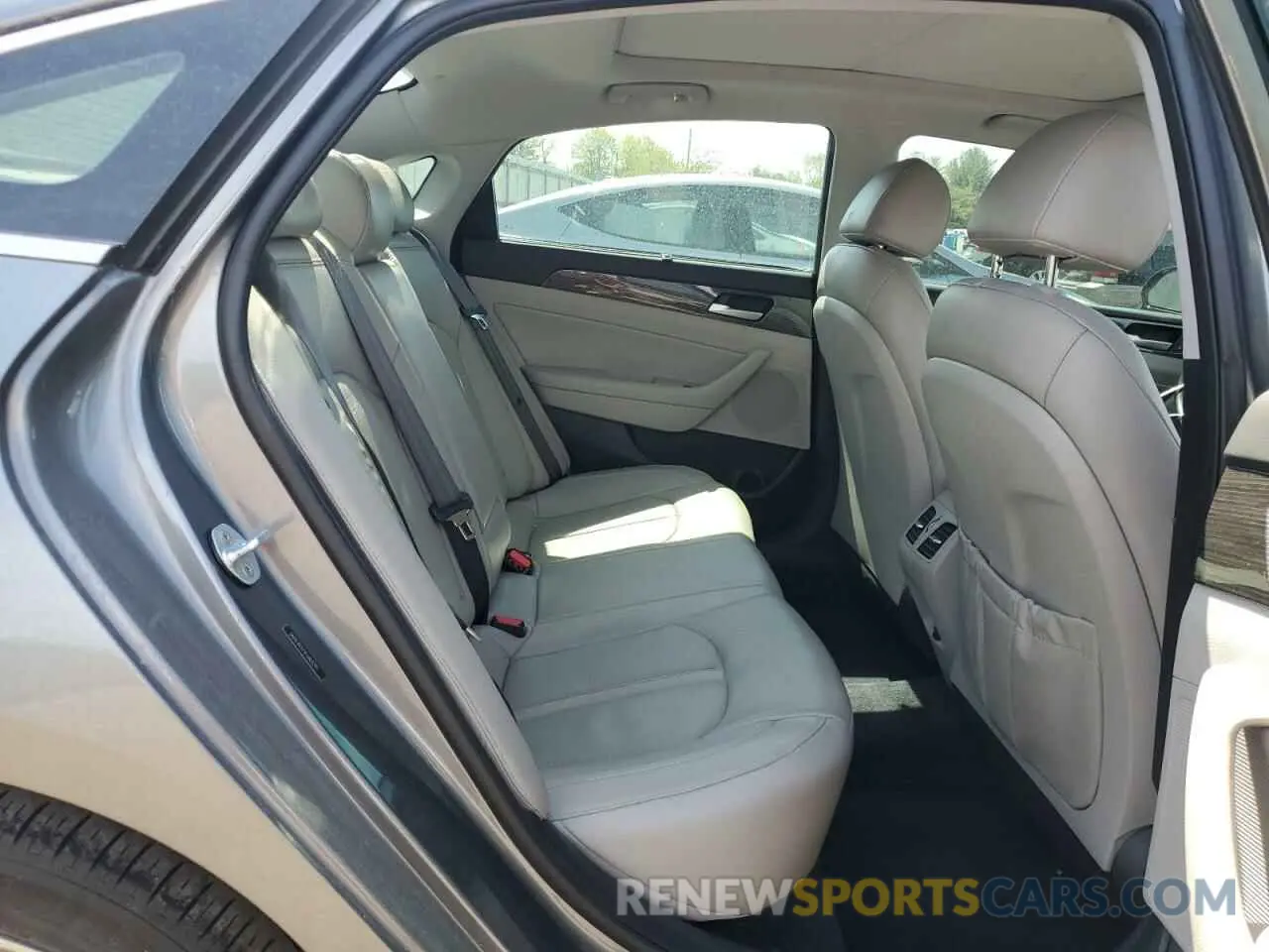 10 fotografías del automóvil dañado 5NPE34AF1KH803297 HYUNDAI SONATA 2019