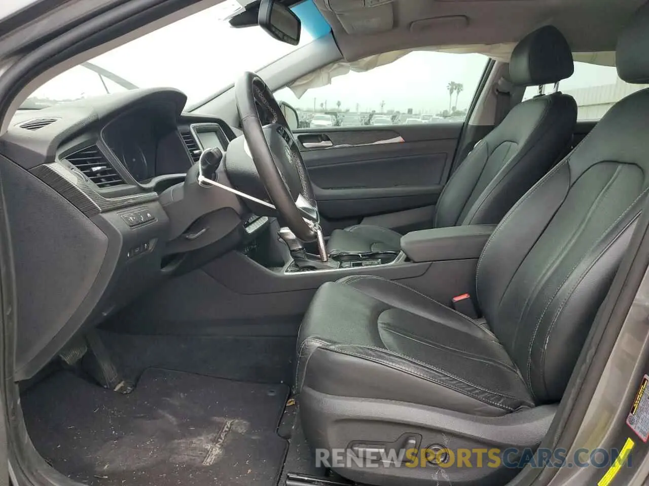 7 fotografías del automóvil dañado 5NPE34AF1KH808516 HYUNDAI SONATA 2019