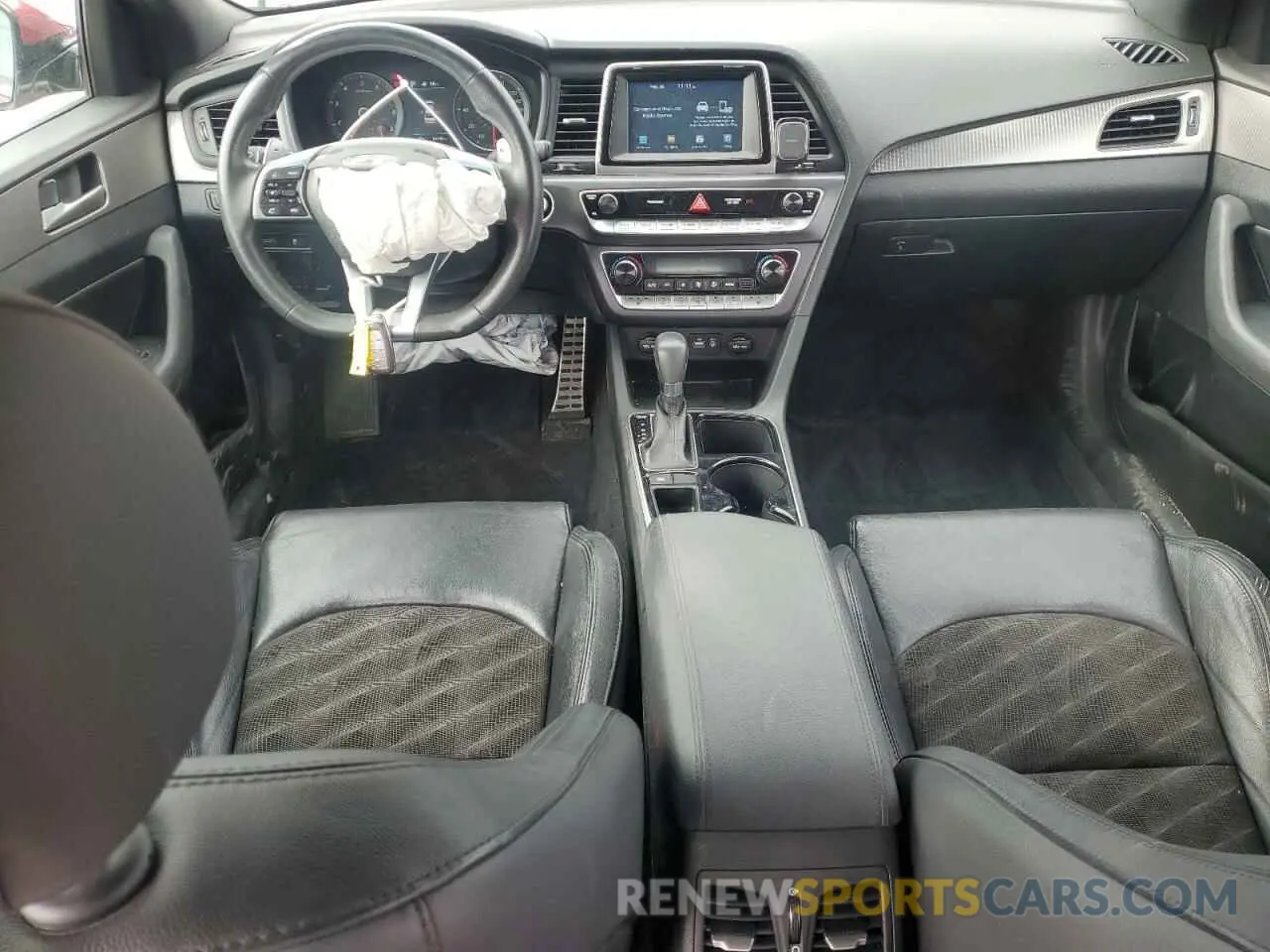 8 fotografías del automóvil dañado 5NPE34AF1KH818348 HYUNDAI SONATA 2019