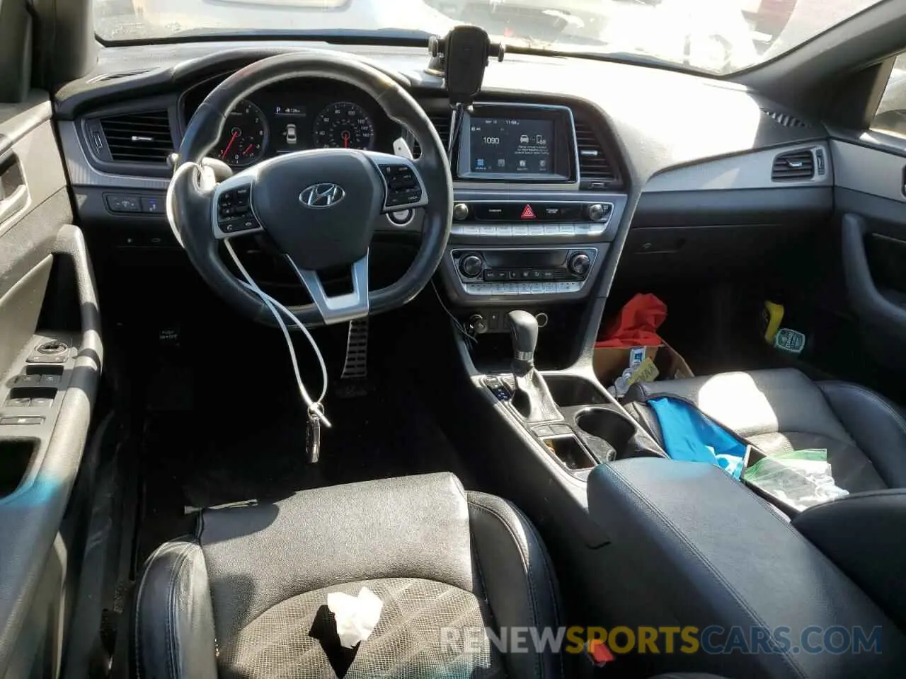 8 fotografías del automóvil dañado 5NPE34AF2KH740856 HYUNDAI SONATA 2019