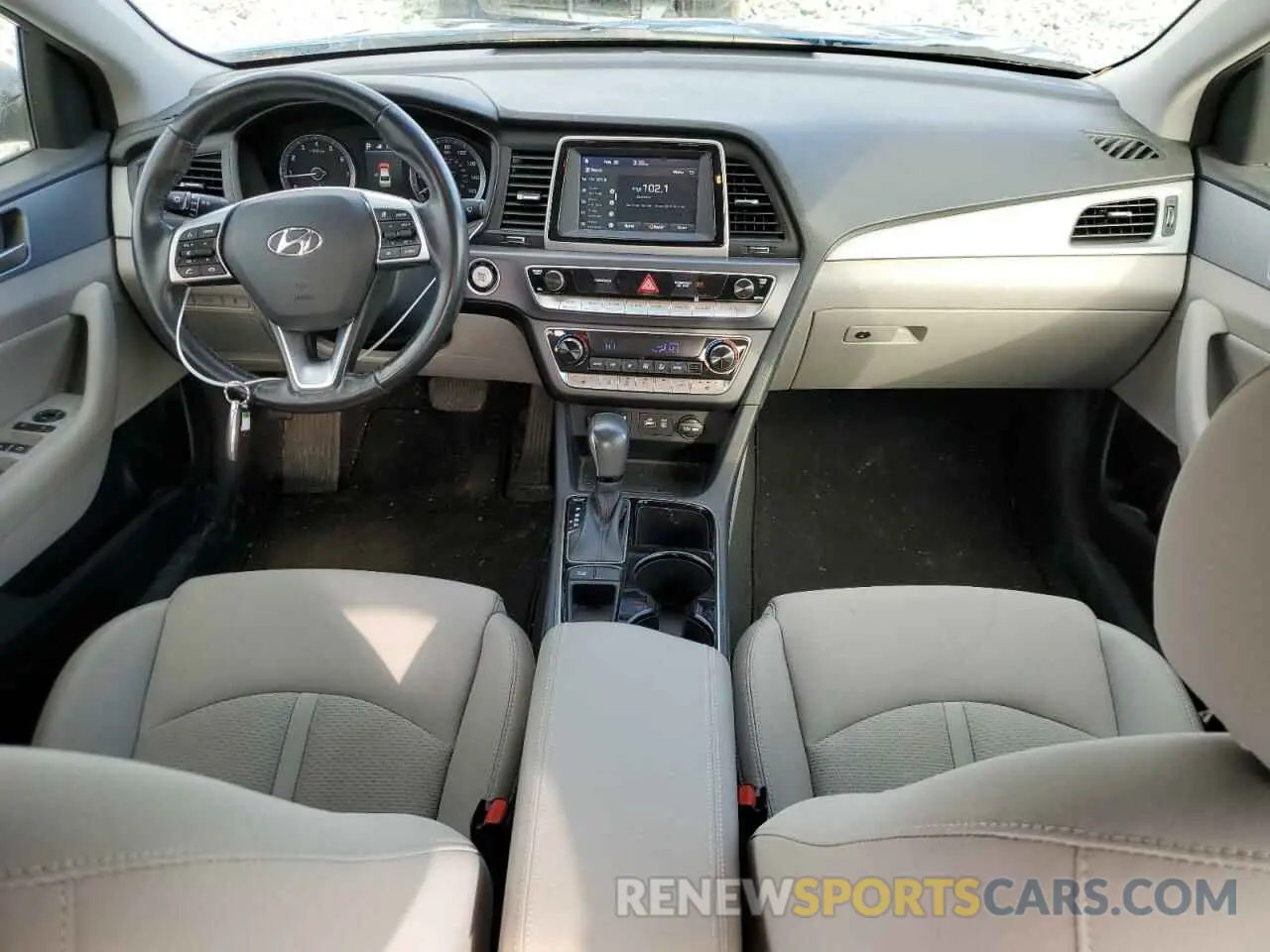 8 fotografías del automóvil dañado 5NPE34AF2KH754899 HYUNDAI SONATA 2019