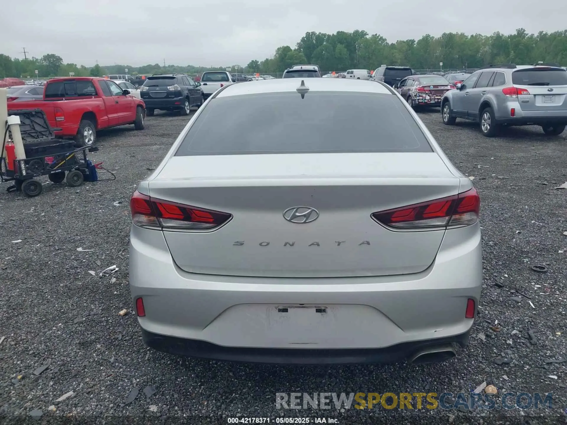 16 fotografías del automóvil dañado 5NPE34AF2KH783061 HYUNDAI SONATA 2019