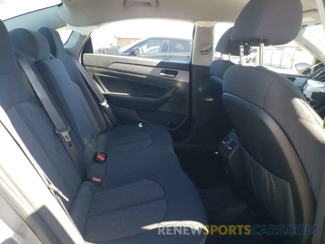 10 fotografías del automóvil dañado 5NPE34AF2KH806144 HYUNDAI SONATA 2019