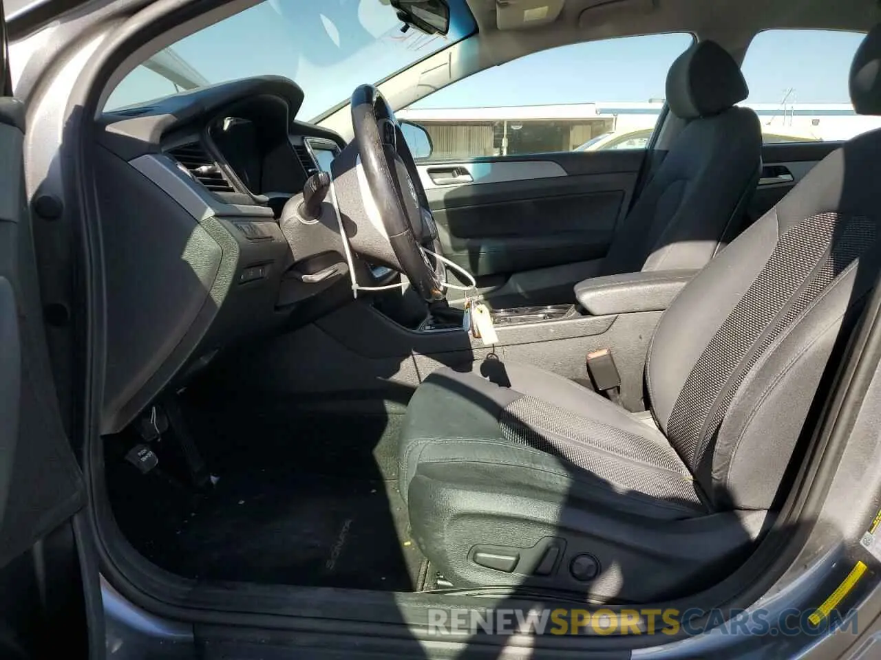 7 fotografías del automóvil dañado 5NPE34AF3KH747671 HYUNDAI SONATA 2019