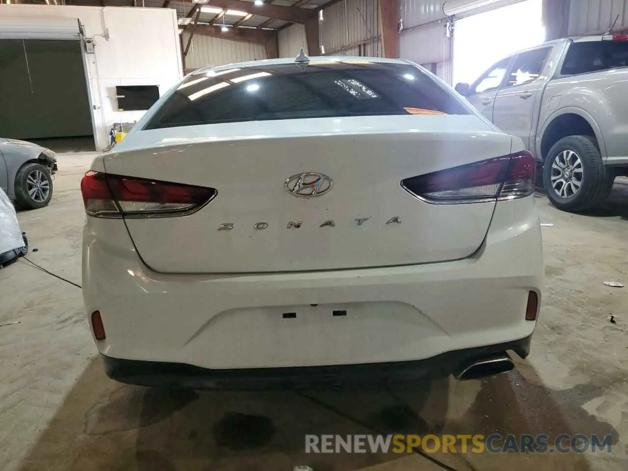 6 fotografías del automóvil dañado 5NPE34AF3KH781030 HYUNDAI SONATA 2019
