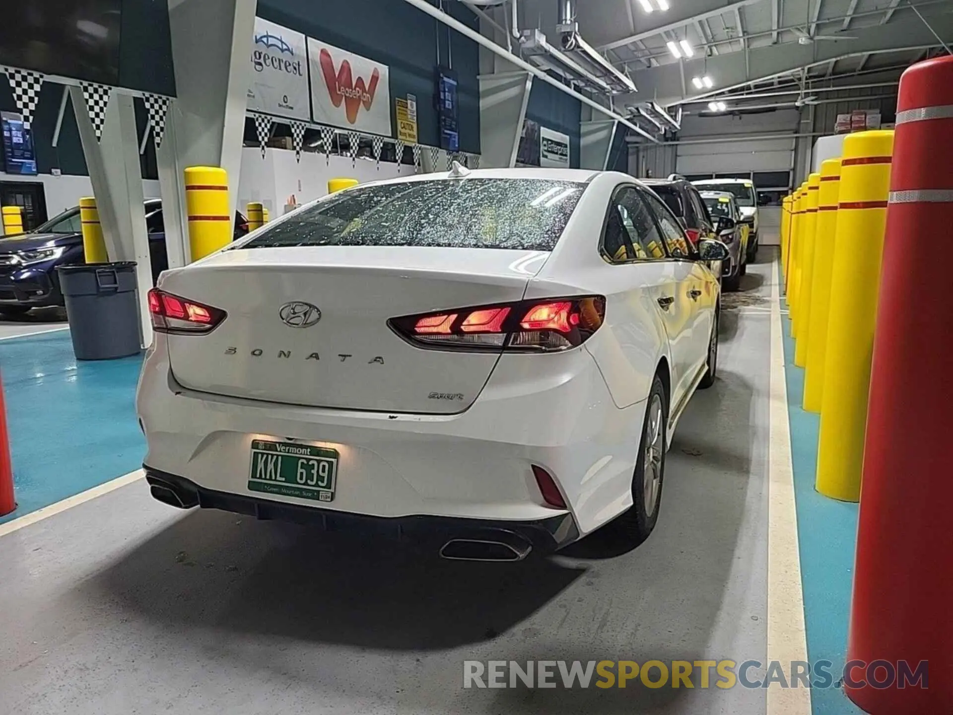 17 fotografías del automóvil dañado 5NPE34AF3KH808680 HYUNDAI SONATA 2019