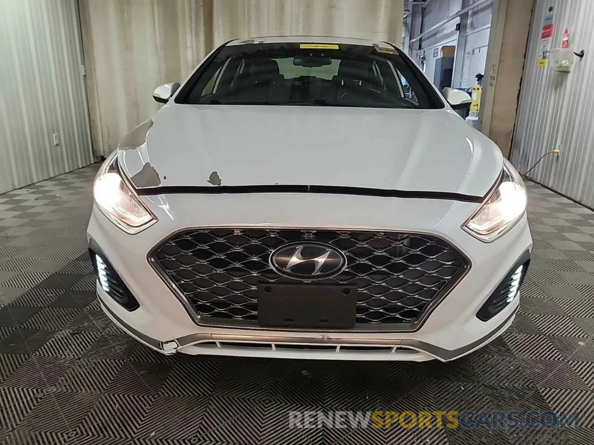 29 fotografías del automóvil dañado 5NPE34AF3KH808680 HYUNDAI SONATA 2019