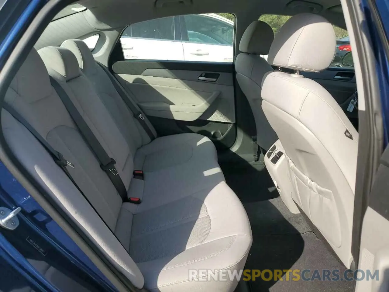 10 fotografías del automóvil dañado 5NPE34AF4KH738087 HYUNDAI SONATA 2019