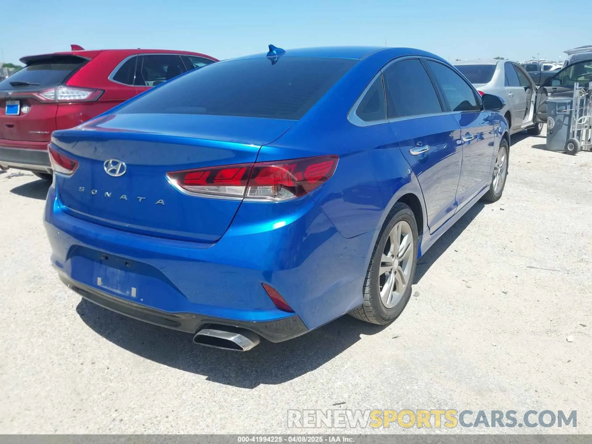 4 fotografías del automóvil dañado 5NPE34AF4KH748957 HYUNDAI SONATA 2019