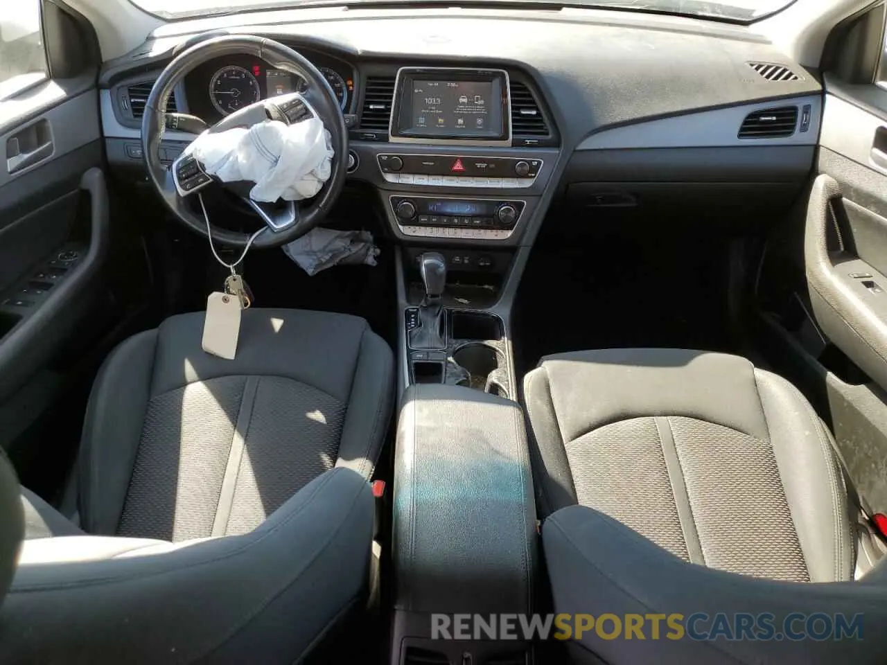 8 fotografías del automóvil dañado 5NPE34AF4KH773602 HYUNDAI SONATA 2019