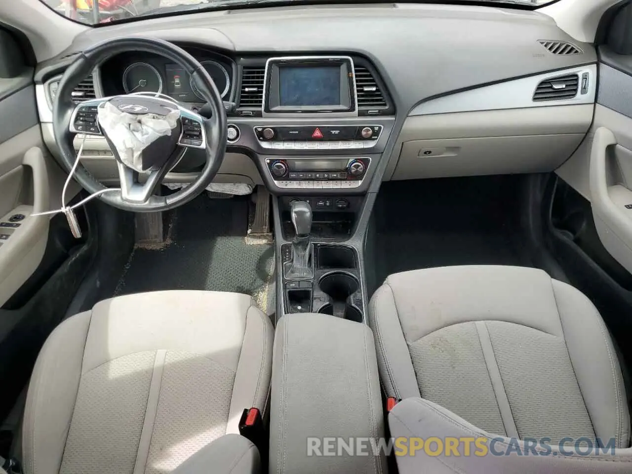 8 fotografías del automóvil dañado 5NPE34AF4KH781649 HYUNDAI SONATA 2019
