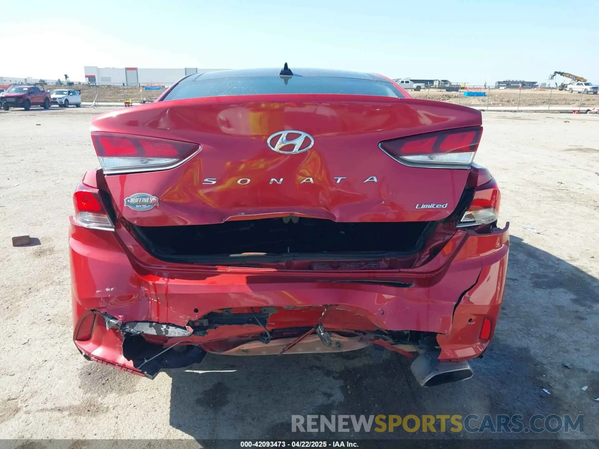 16 fotografías del automóvil dañado 5NPE34AF4KH796927 HYUNDAI SONATA 2019