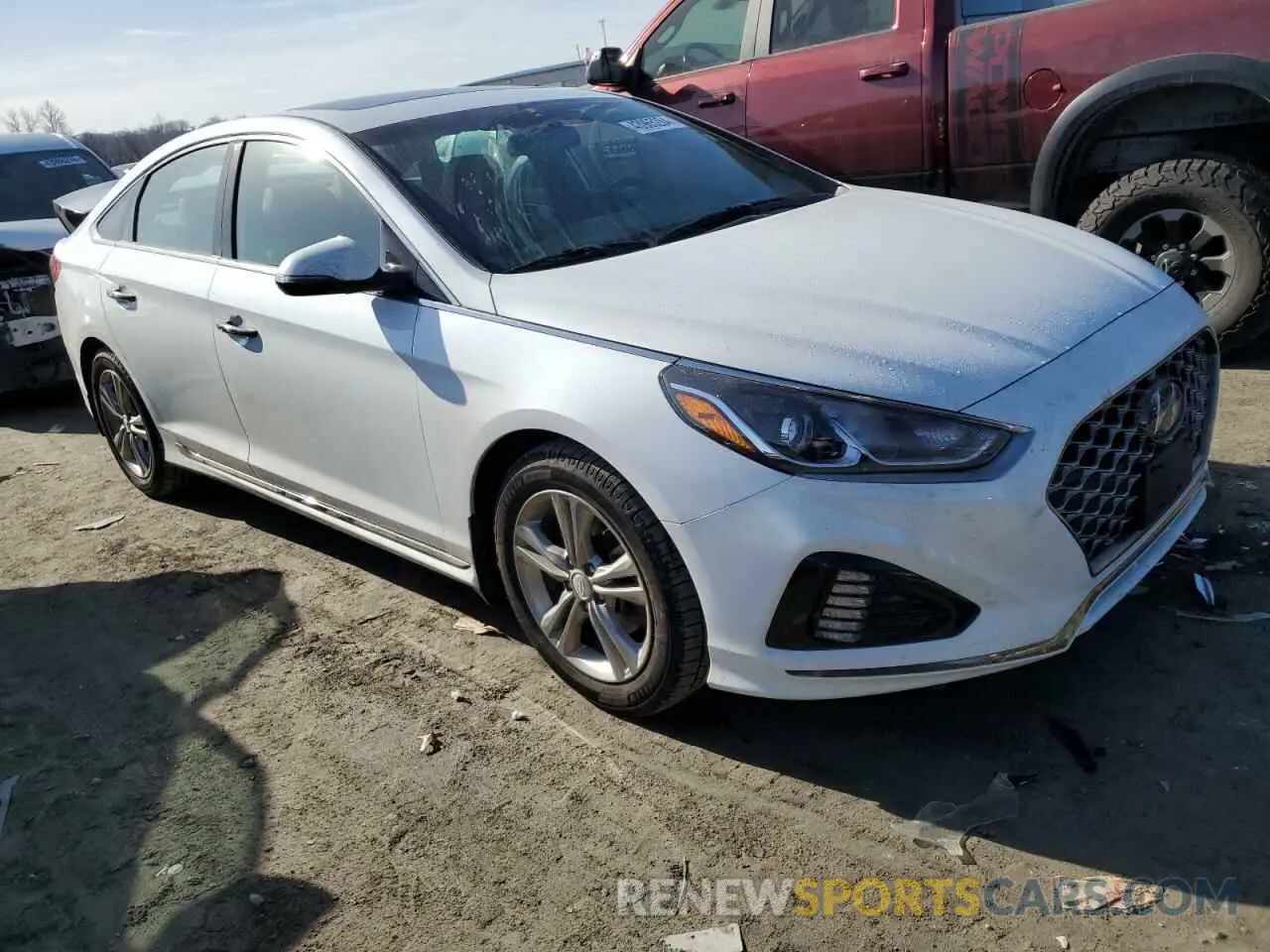 4 fotografías del automóvil dañado 5NPE34AF6KH783757 HYUNDAI SONATA 2019