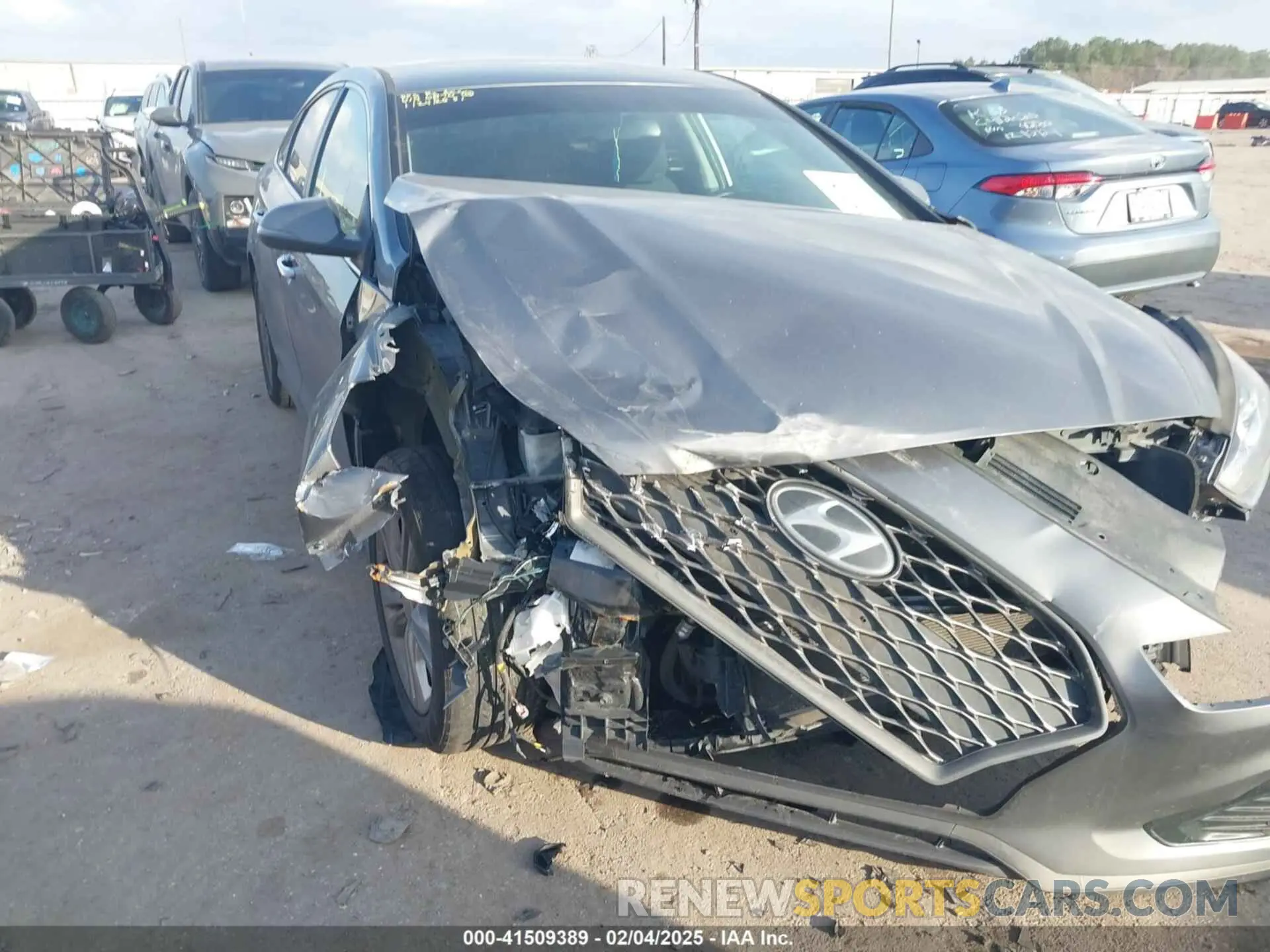 1 fotografías del automóvil dañado 5NPE34AF6KH786870 HYUNDAI SONATA 2019
