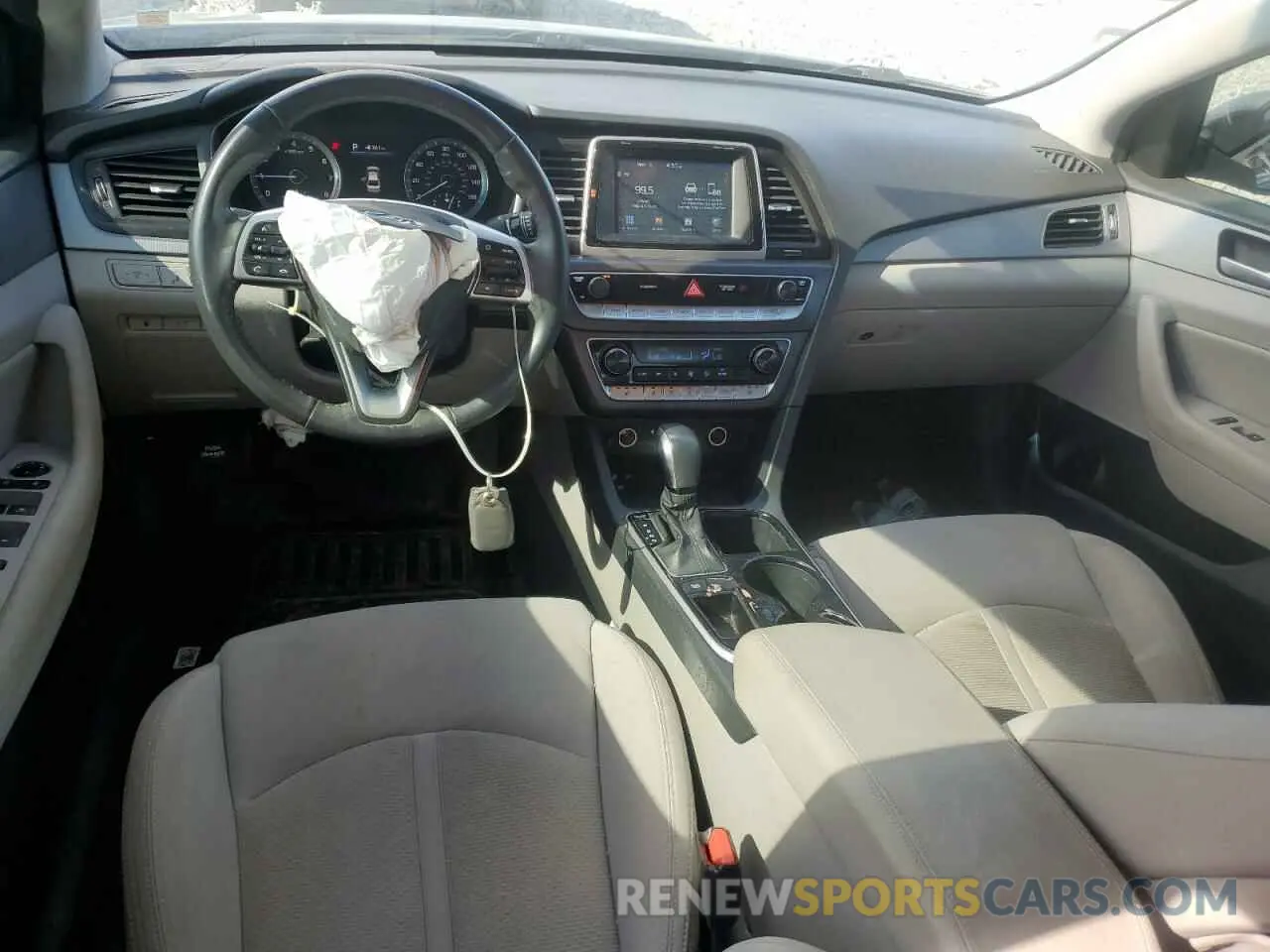 8 fotografías del automóvil dañado 5NPE34AF7KH746667 HYUNDAI SONATA 2019