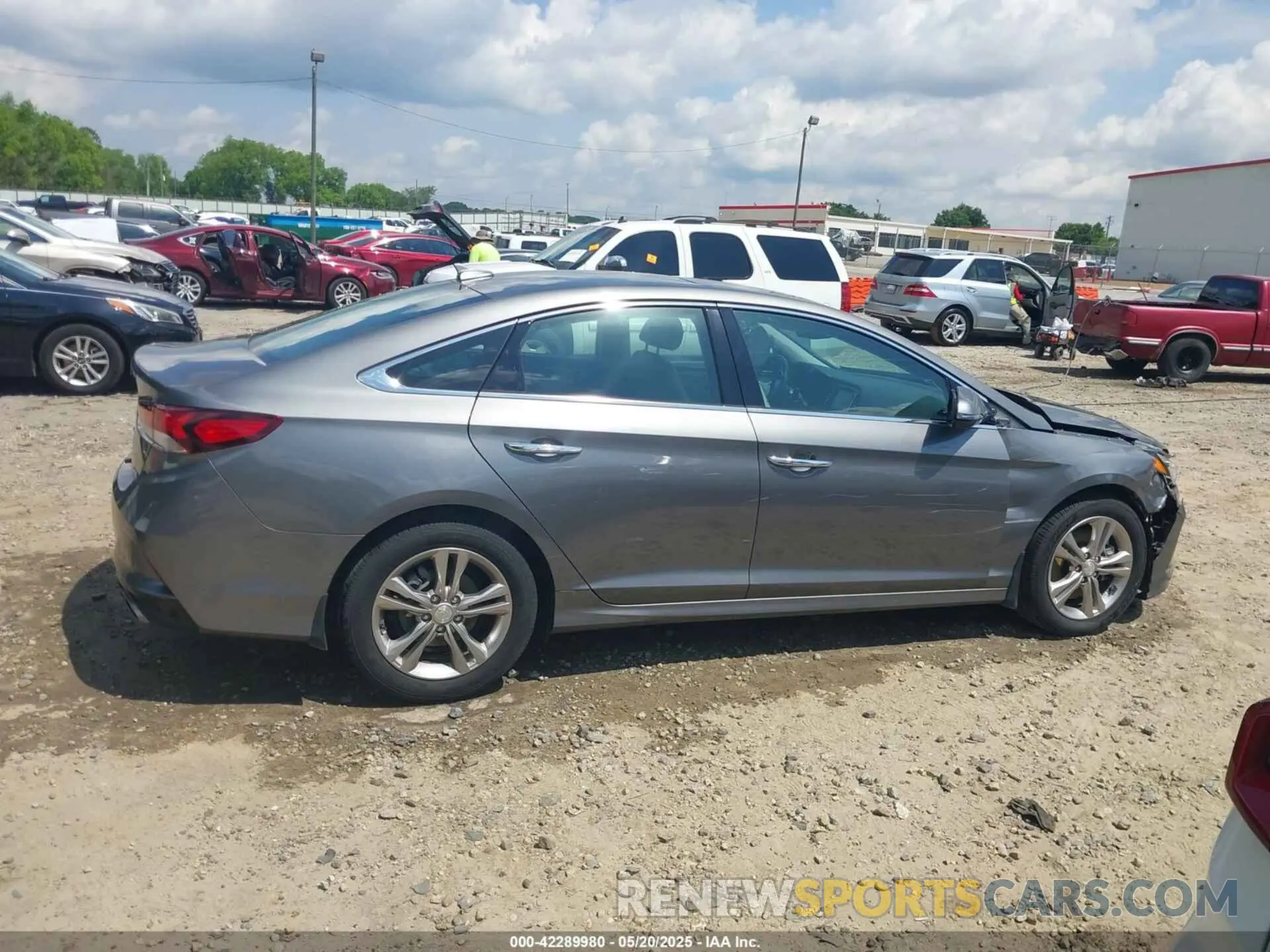 13 fotografías del automóvil dañado 5NPE34AF8KH798664 HYUNDAI SONATA 2019