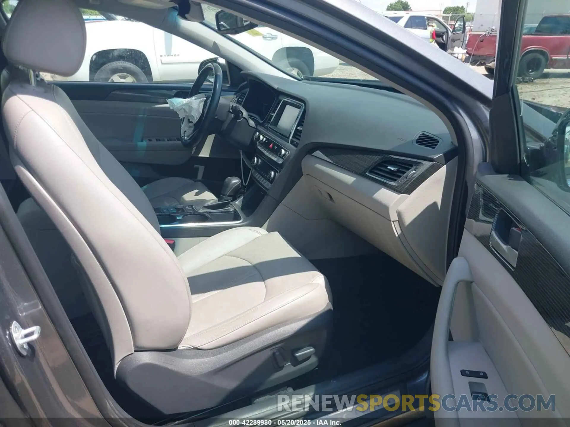5 fotografías del automóvil dañado 5NPE34AF8KH798664 HYUNDAI SONATA 2019