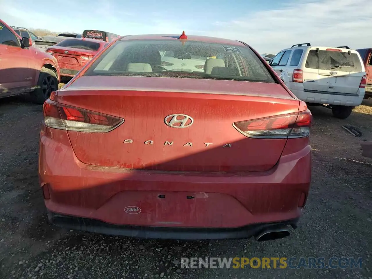 6 fotografías del automóvil dañado 5NPE34AF9KH753586 HYUNDAI SONATA 2019