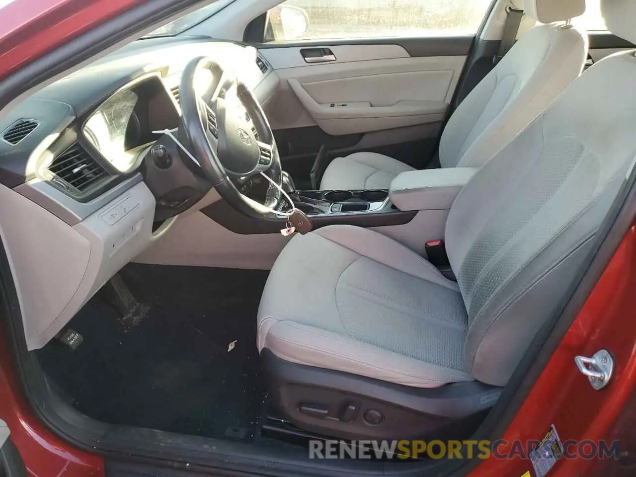 7 fotografías del automóvil dañado 5NPE34AF9KH753586 HYUNDAI SONATA 2019
