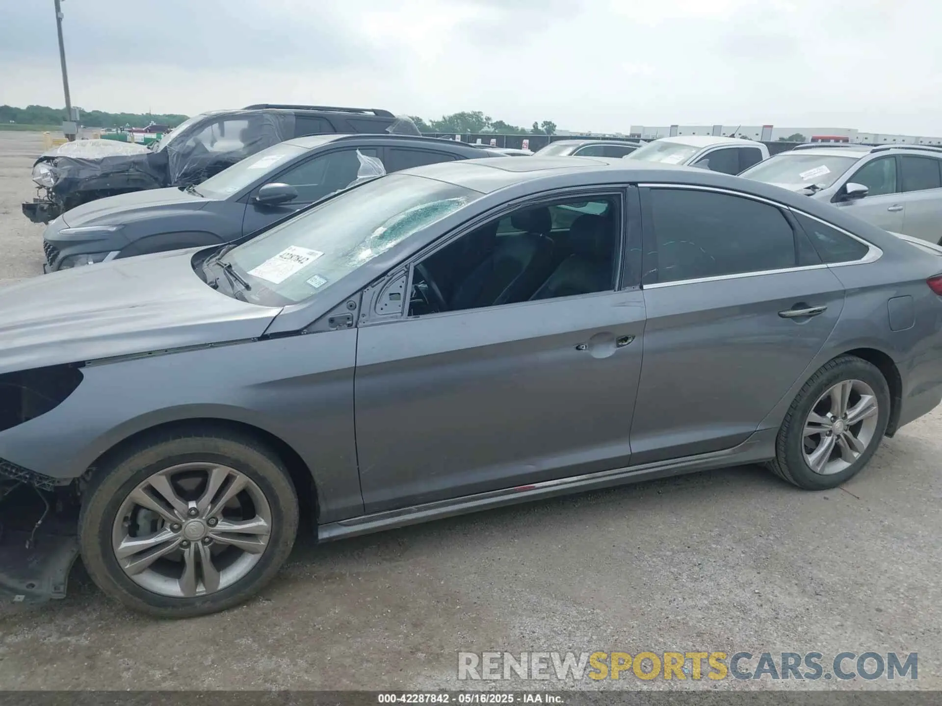 14 fotografías del automóvil dañado 5NPE34AF9KH767097 HYUNDAI SONATA 2019