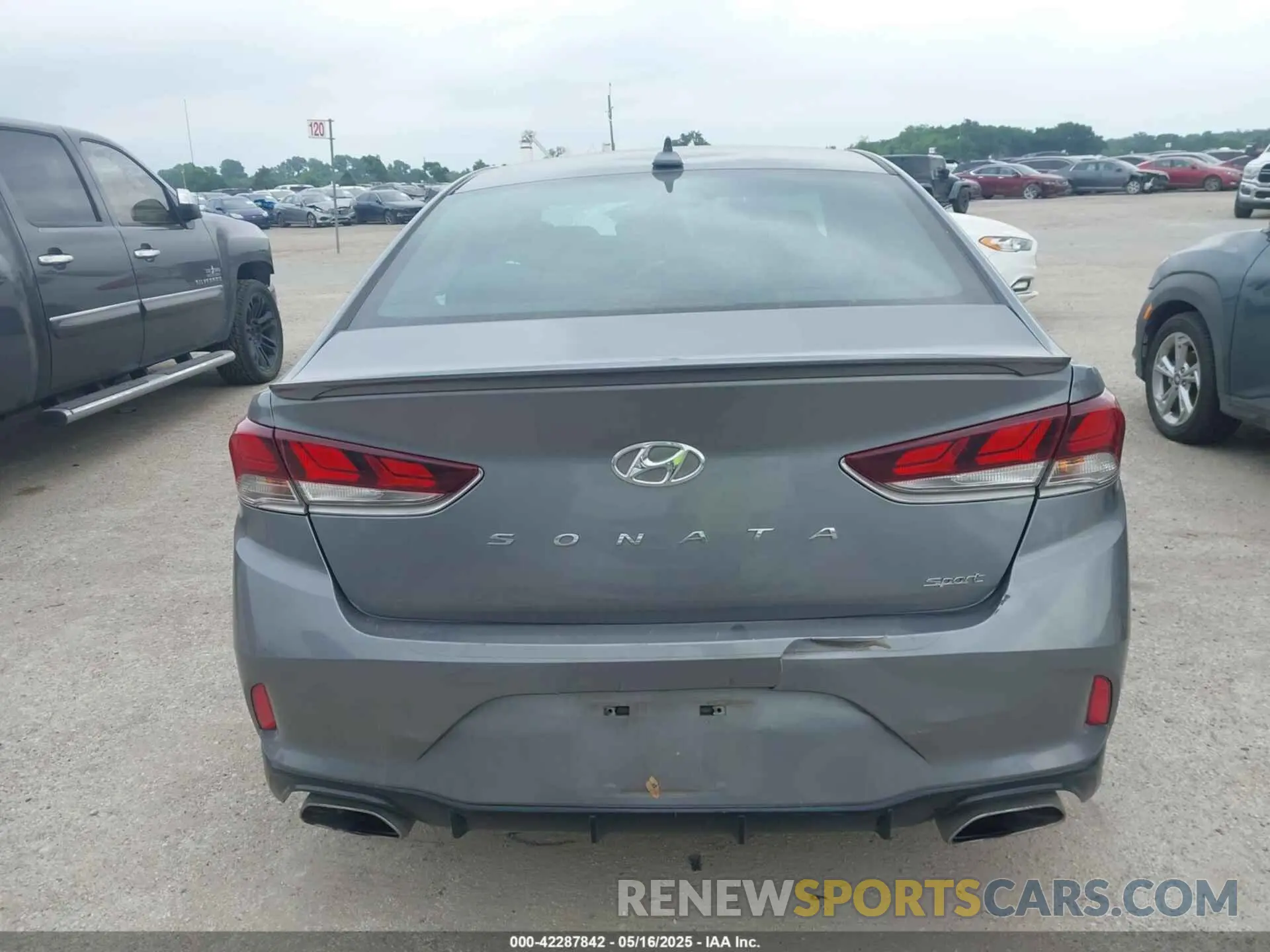 16 fotografías del automóvil dañado 5NPE34AF9KH767097 HYUNDAI SONATA 2019