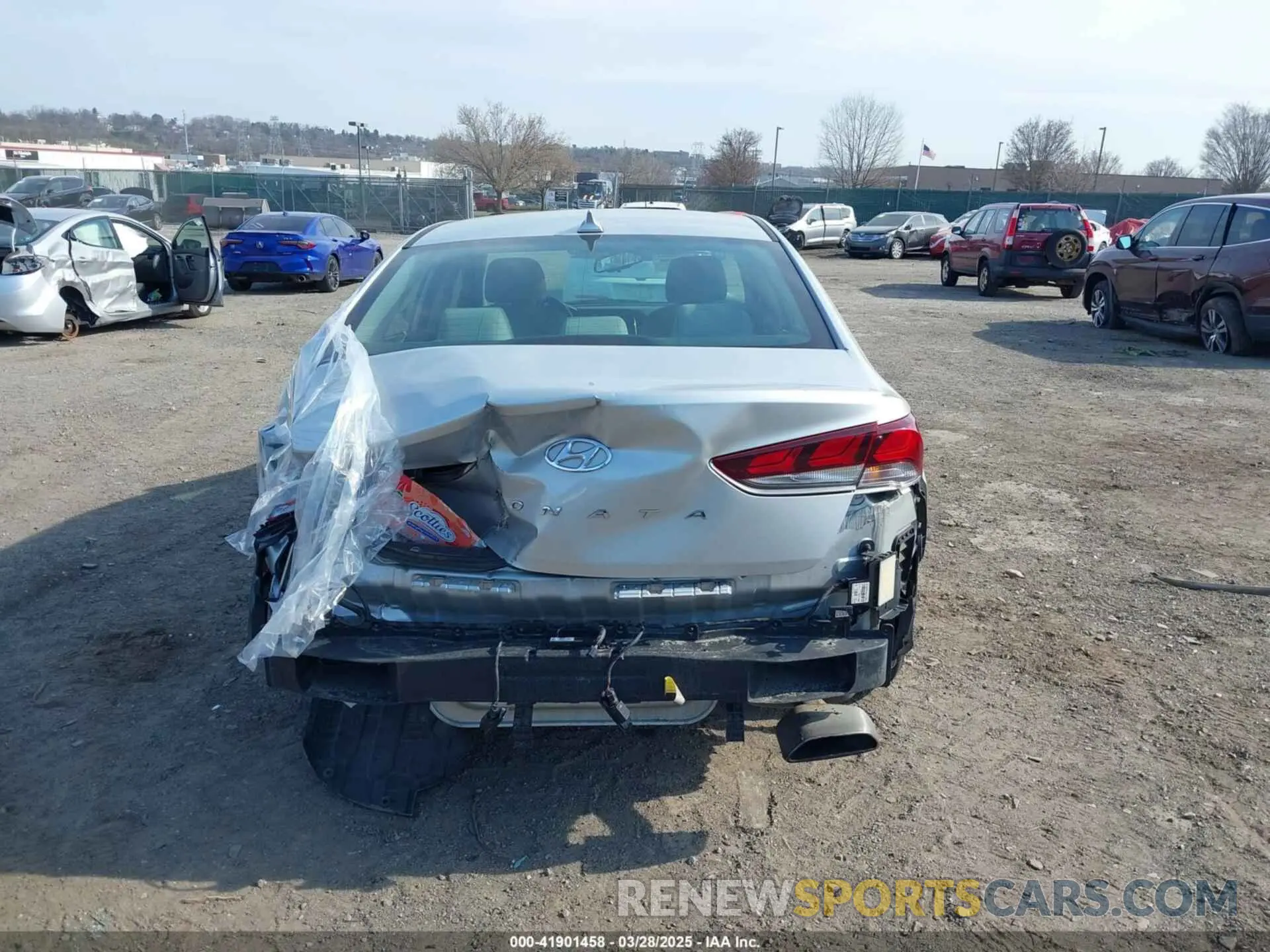 17 fotografías del automóvil dañado 5NPE34AF9KH777242 HYUNDAI SONATA 2019