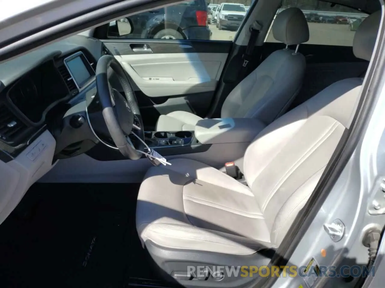 7 fotografías del automóvil dañado KMHE34L3XKA089241 HYUNDAI SONATA 2019