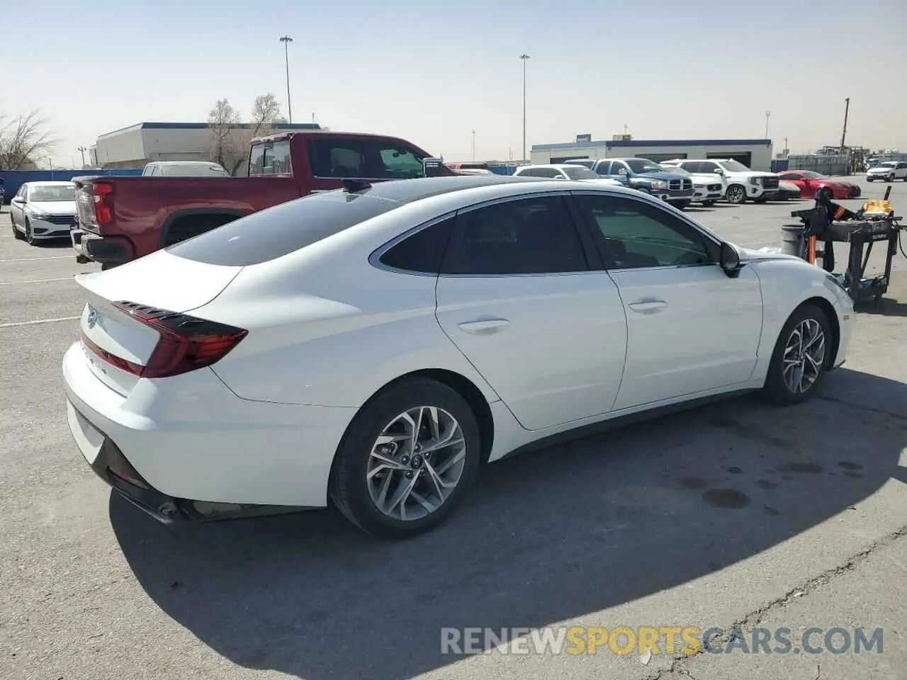 3 fotografías del automóvil dañado 5NPEF4JA0LH038547 HYUNDAI SONATA 2020