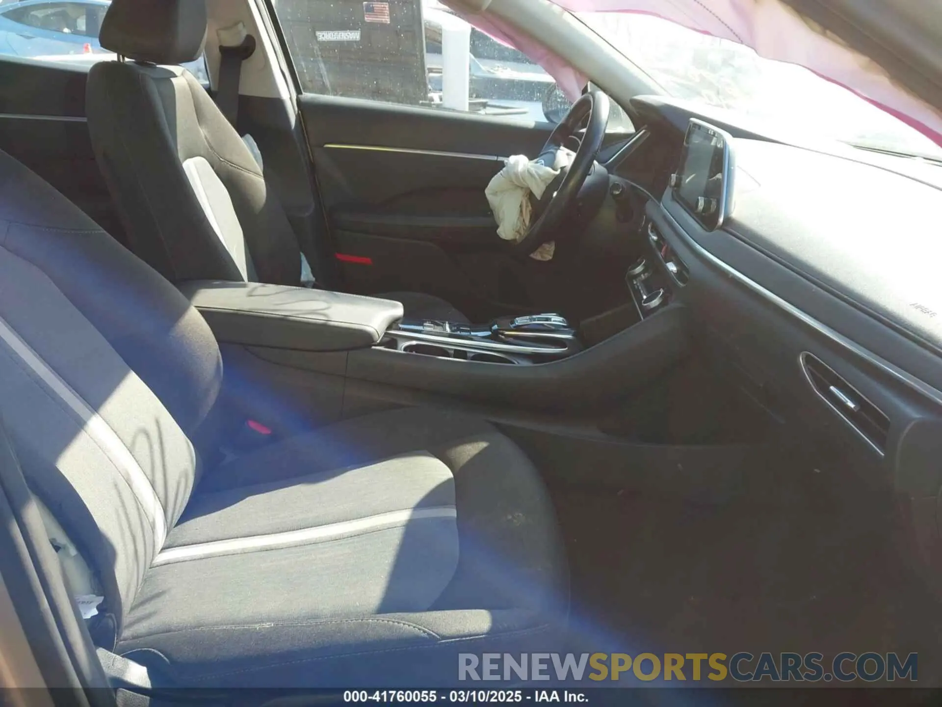 5 fotografías del automóvil dañado 5NPEF4JA0LH039052 HYUNDAI SONATA 2020