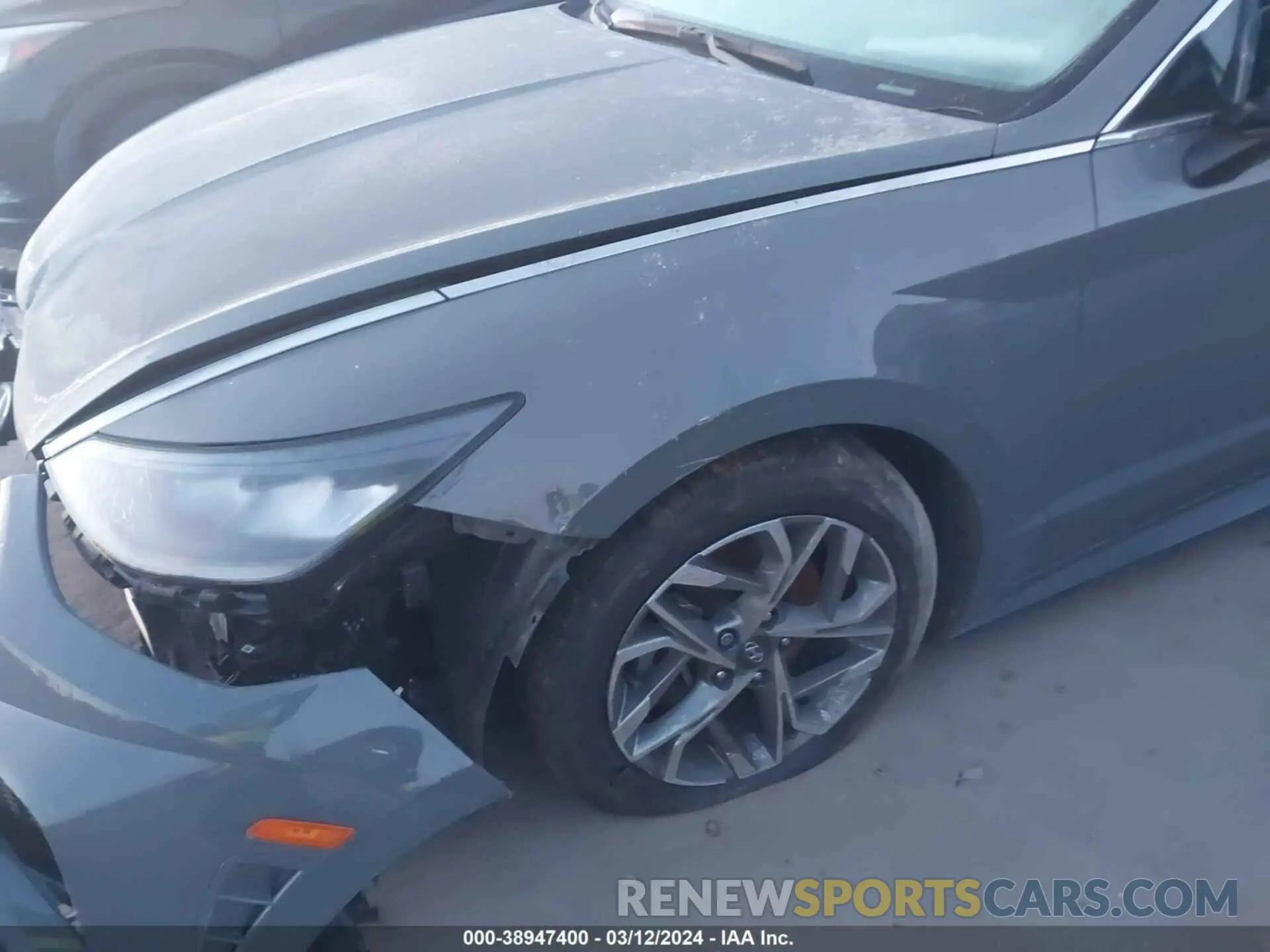 18 fotografías del automóvil dañado 5NPEF4JA1LH042025 HYUNDAI SONATA 2020