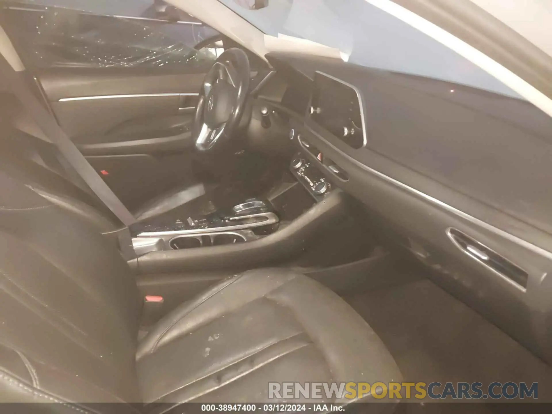 5 fotografías del automóvil dañado 5NPEF4JA1LH042025 HYUNDAI SONATA 2020