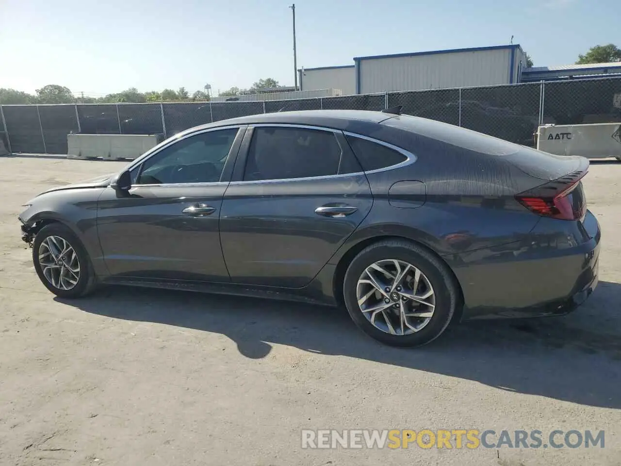 2 fotografías del automóvil dañado 5NPEF4JA2LH047024 HYUNDAI SONATA 2020