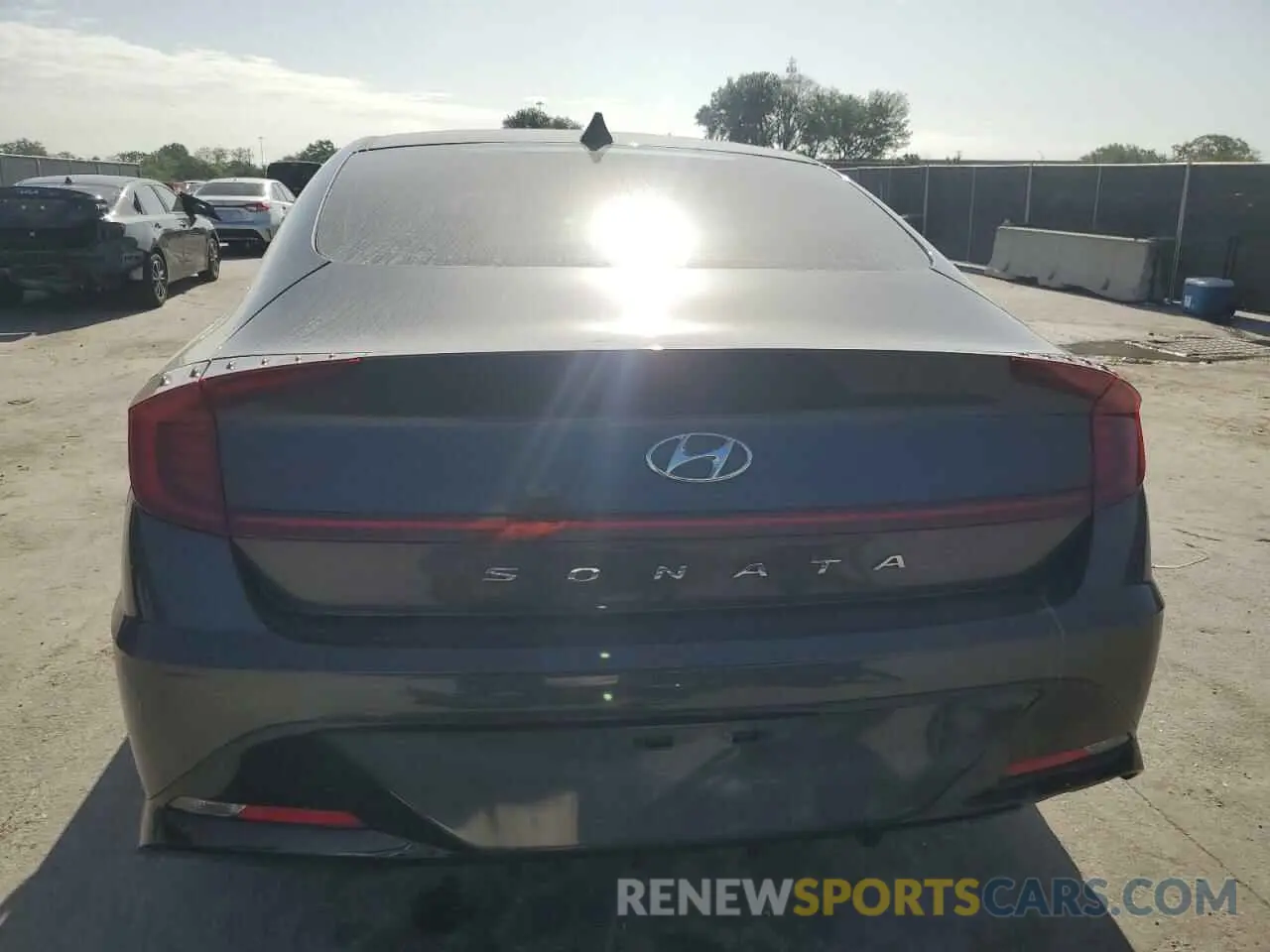 6 fotografías del automóvil dañado 5NPEF4JA2LH047024 HYUNDAI SONATA 2020