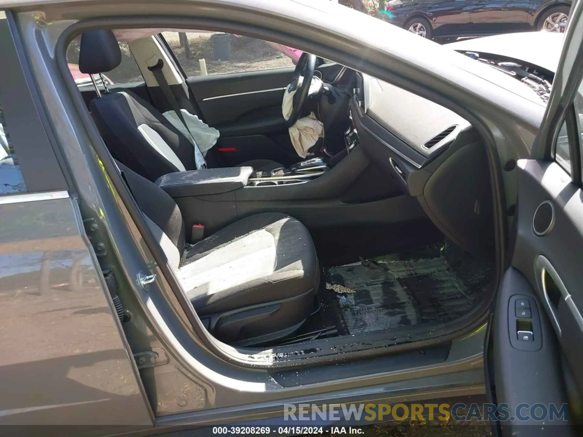 5 fotografías del automóvil dañado 5NPEF4JA3LH038882 HYUNDAI SONATA 2020