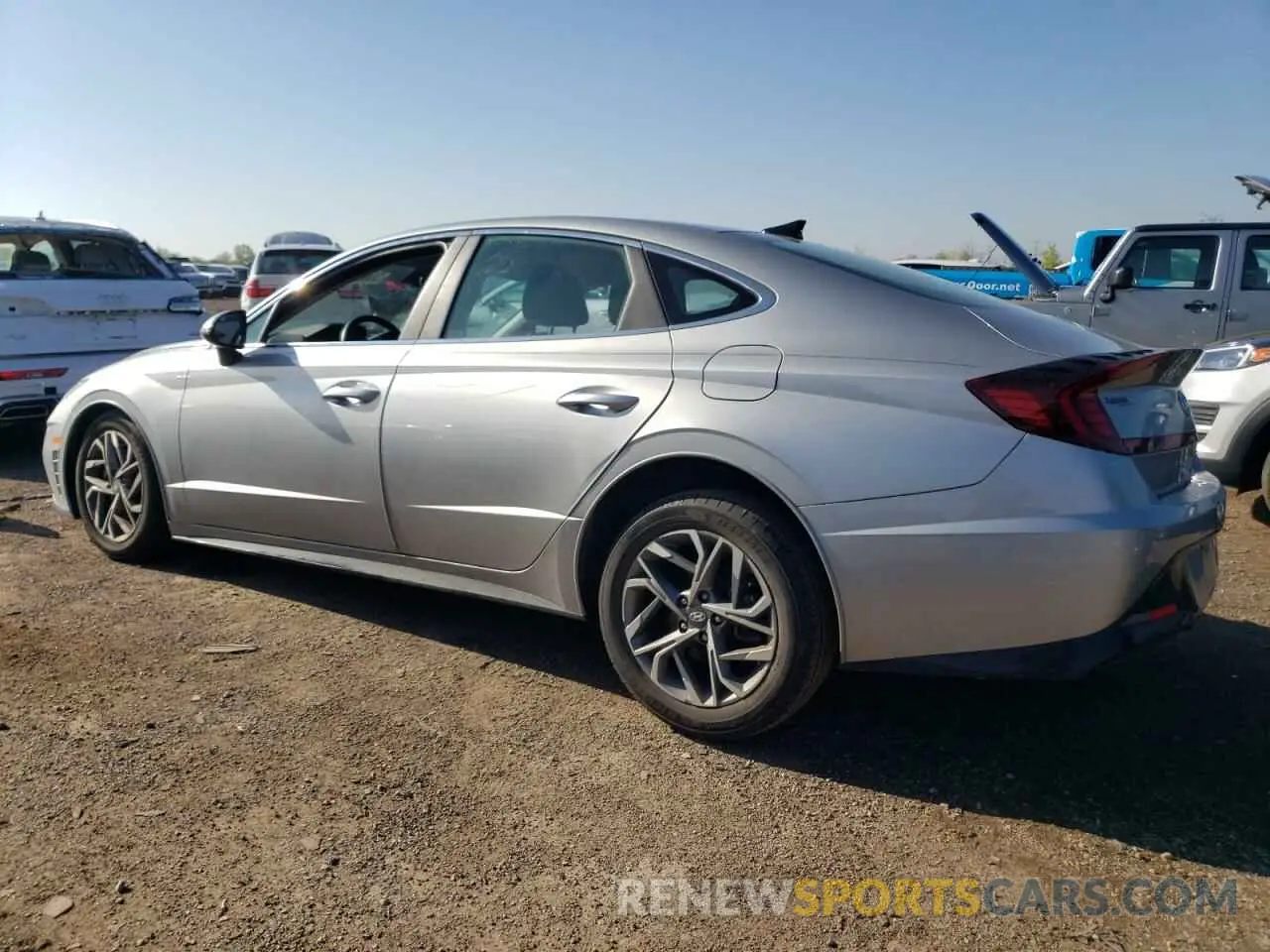 2 fotografías del automóvil dañado 5NPEF4JA3LH060610 HYUNDAI SONATA 2020