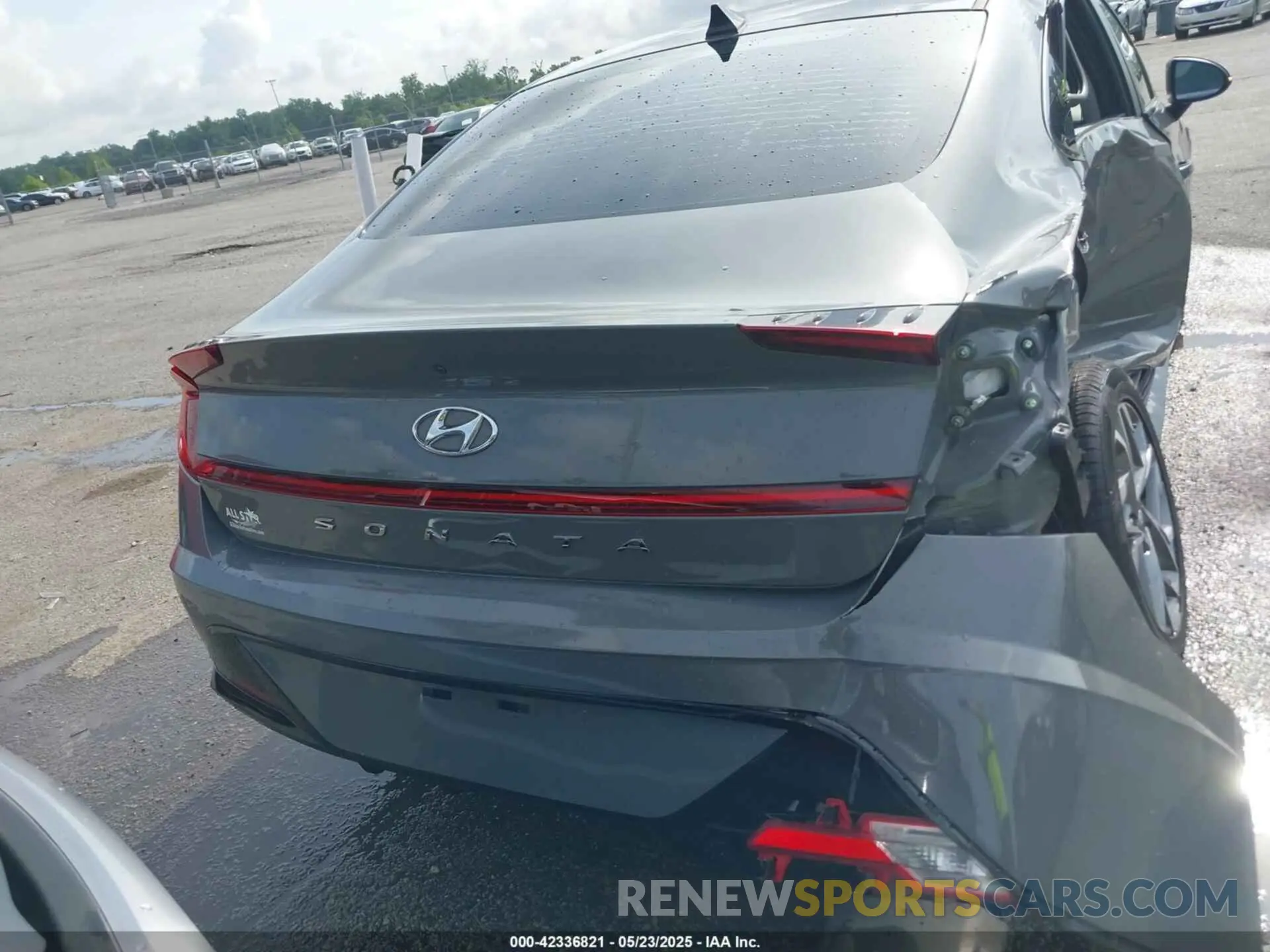 16 fotografías del automóvil dañado 5NPEF4JA5LH023641 HYUNDAI SONATA 2020