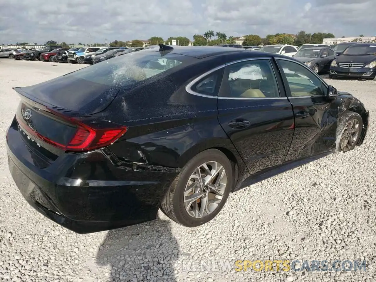 3 fotografías del automóvil dañado 5NPEF4JA5LH029908 HYUNDAI SONATA 2020