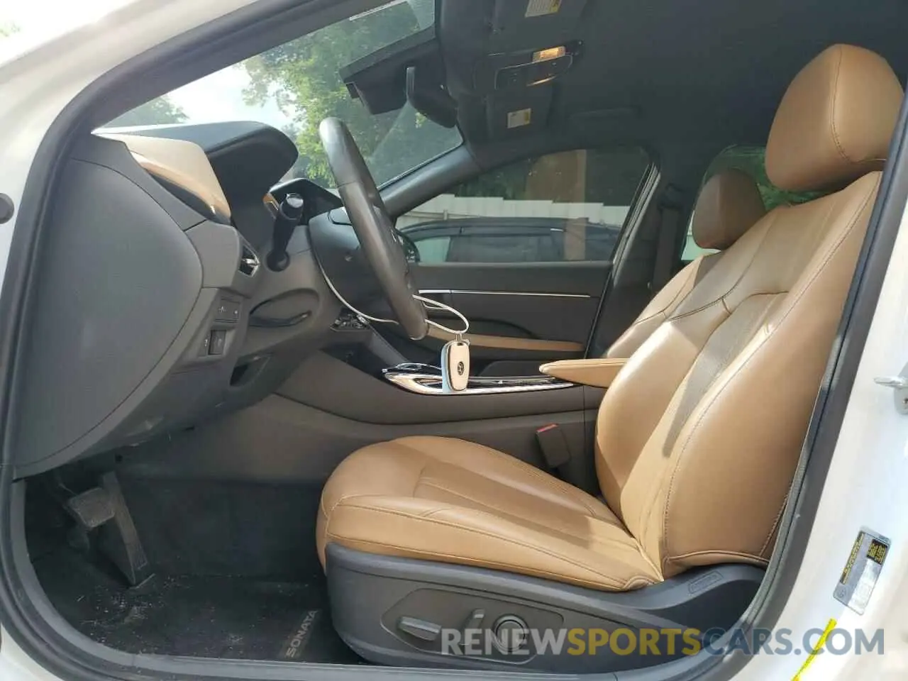 7 fotografías del automóvil dañado 5NPEF4JA6LH012700 HYUNDAI SONATA 2020