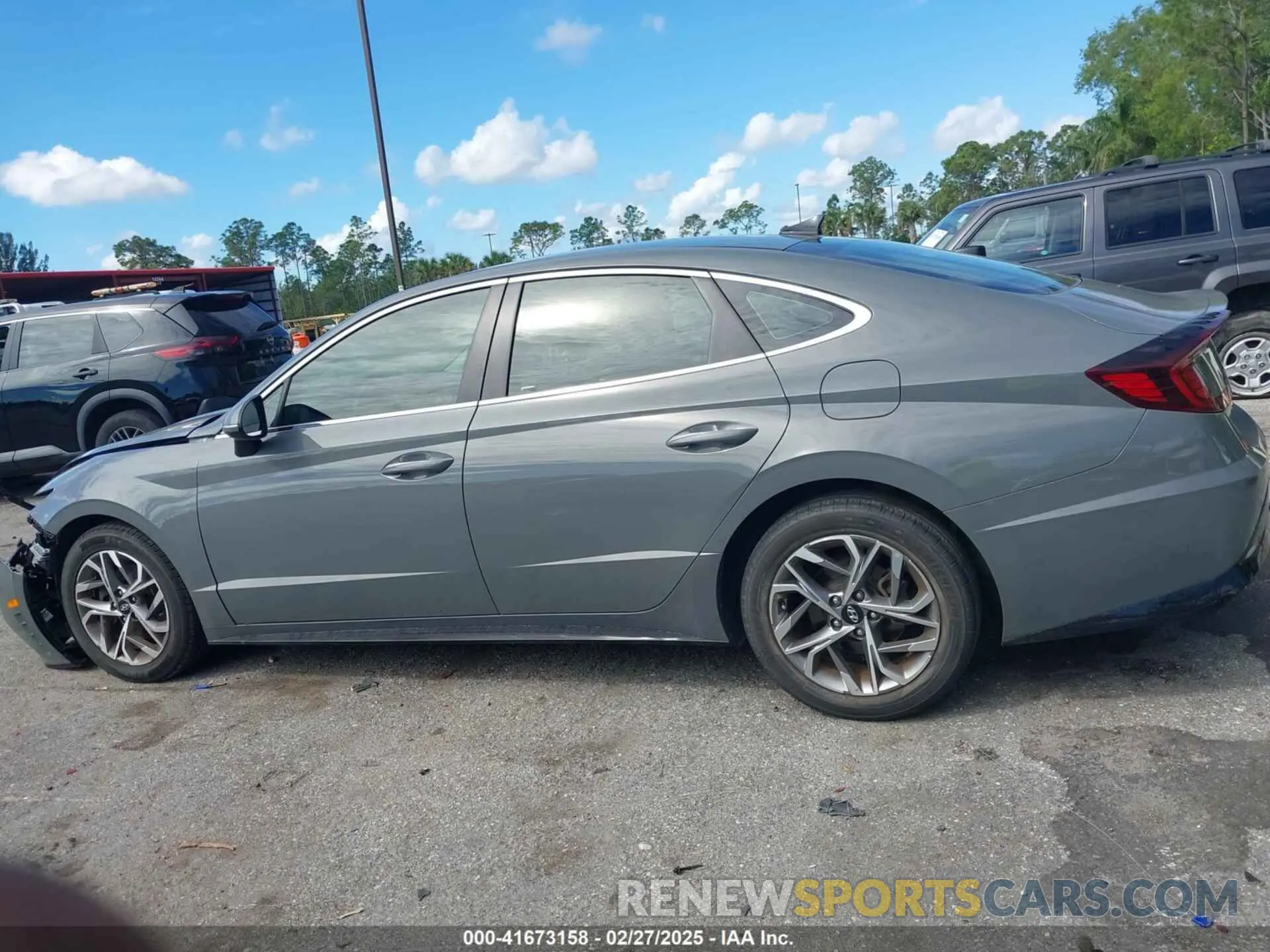 15 fotografías del automóvil dañado 5NPEF4JA7LH060559 HYUNDAI SONATA 2020